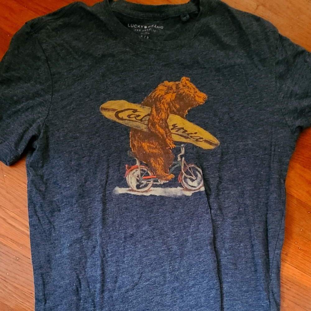 Lucky brand t shirt